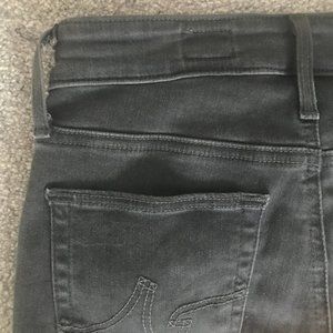AG Farrah Jeans 24